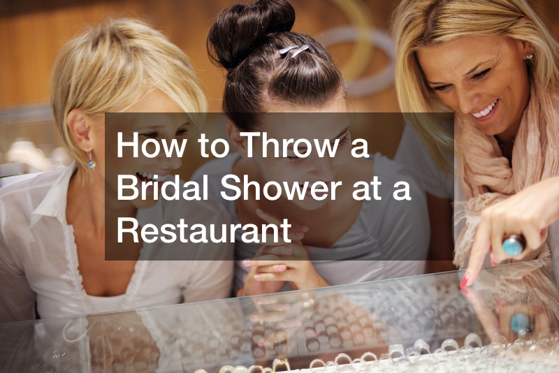 How to Throw a Bridal Shower at a Restaurant